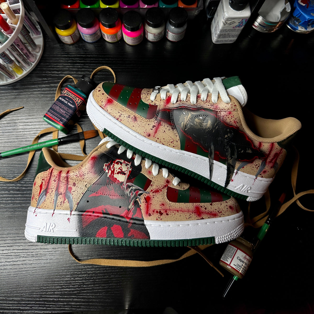Custom Horror-Themed Sneakers🔪