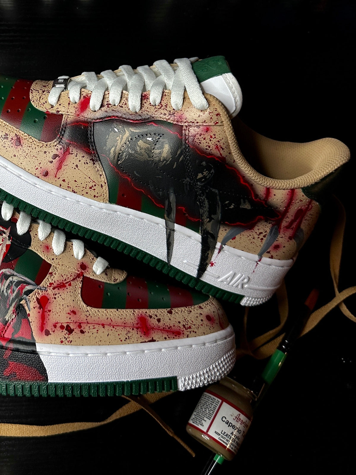 Custom Horror-Themed Sneakers🔪